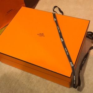 Hermès shoe box for booties, brand new, 14*11*5